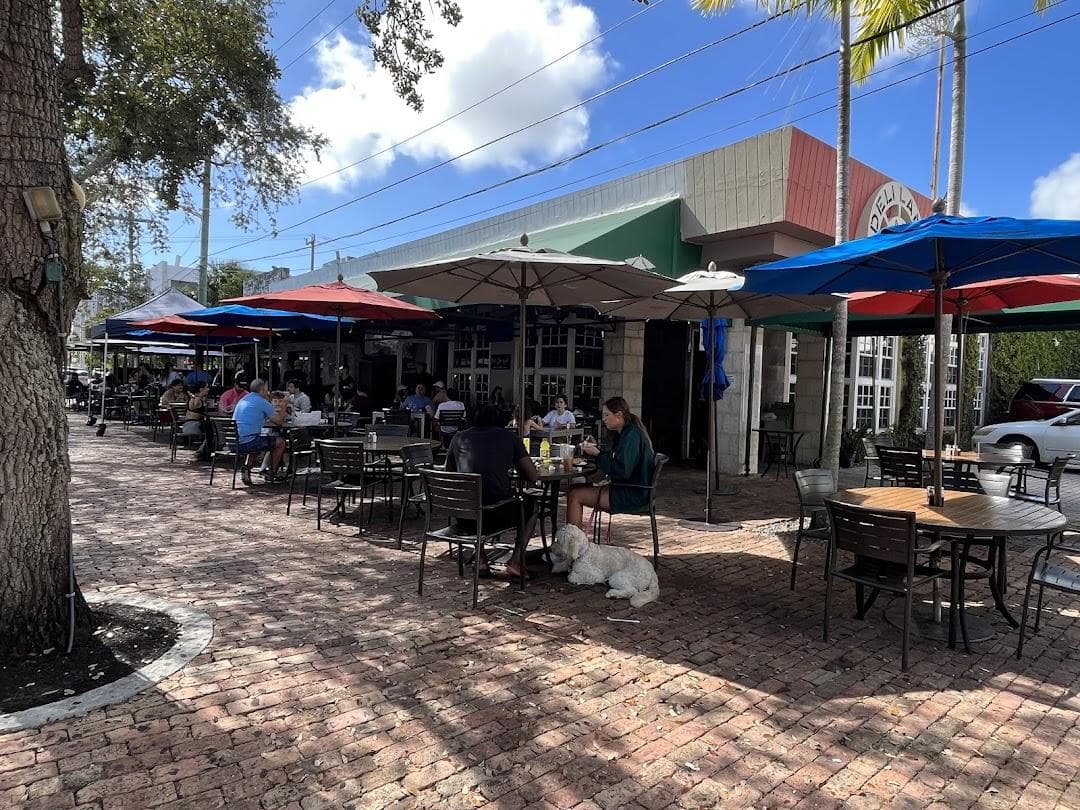 Deli Lane Cafe & Sunset Tavern photo 2