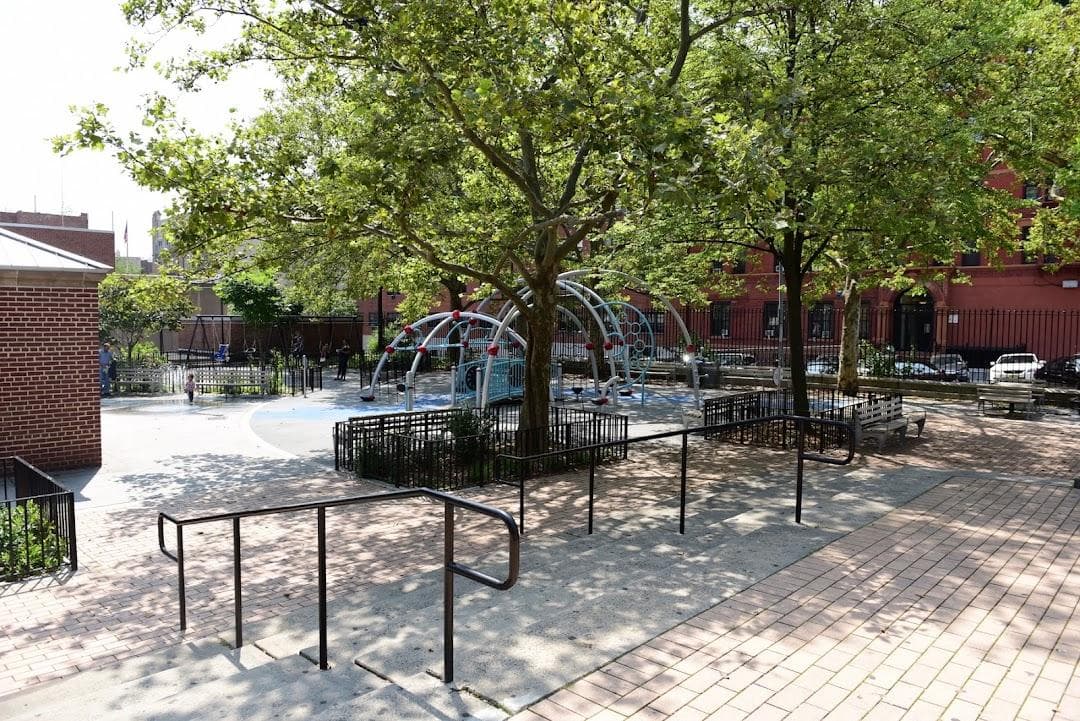 Carmansville Playground photo 1