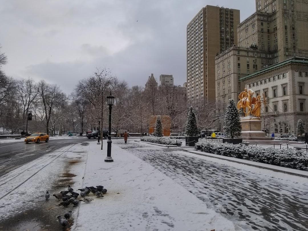Grand Army Plaza photo 5