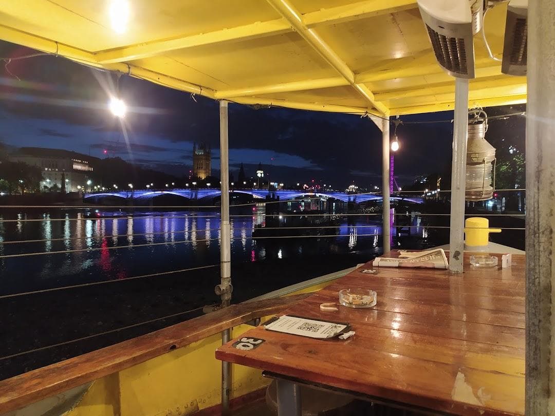 Tamesis Dock photo 2