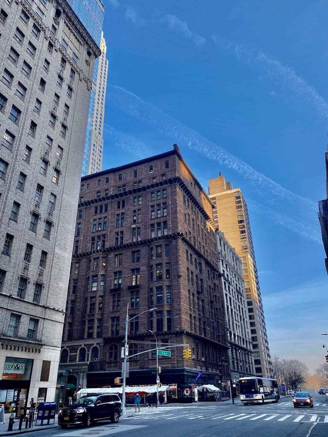 57 St-7 Av photo 1