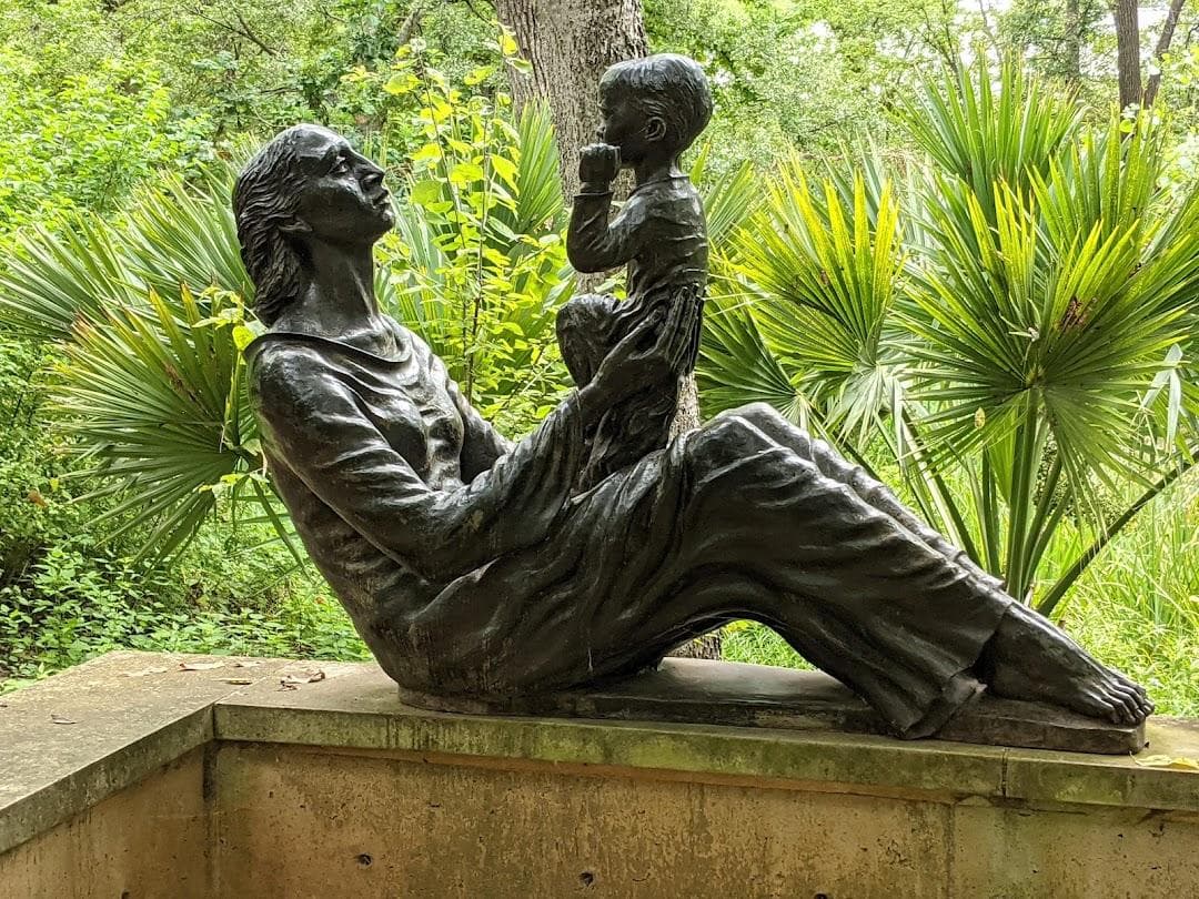 Umlauf Sculpture Garden + Museum photo 1