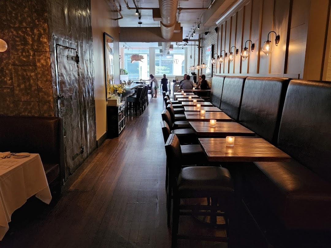 Troquet on South photo 5