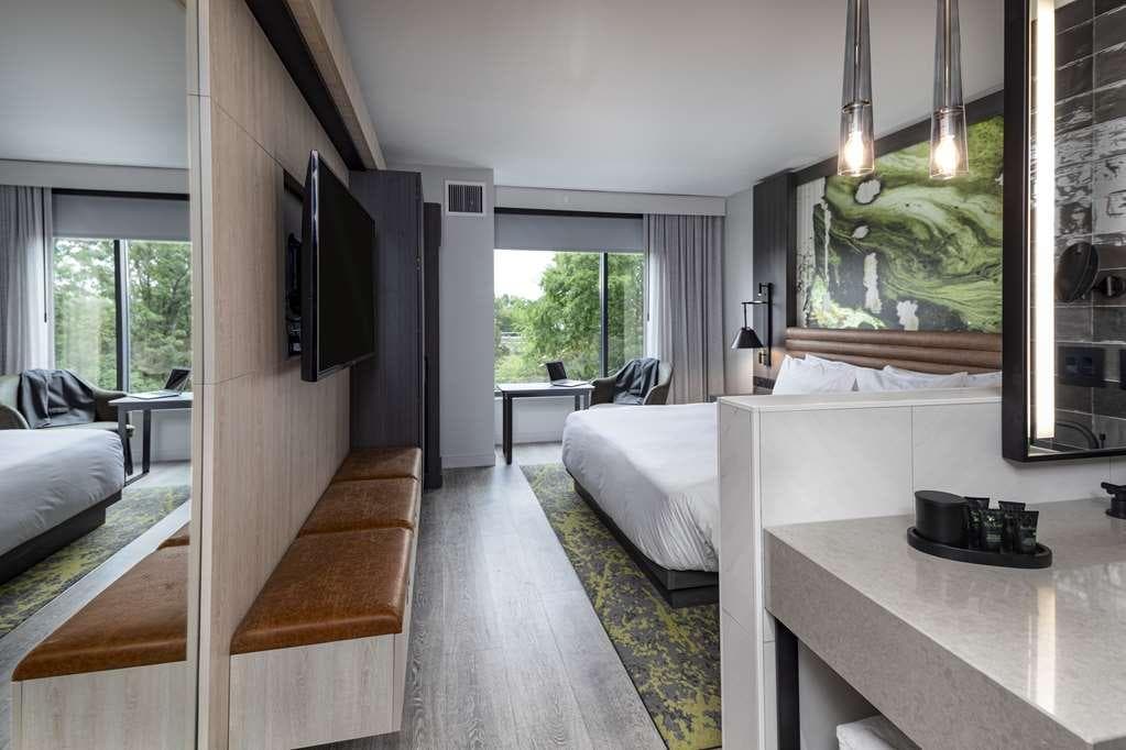 Hyatt Centric Charlotte SouthPark photo 2