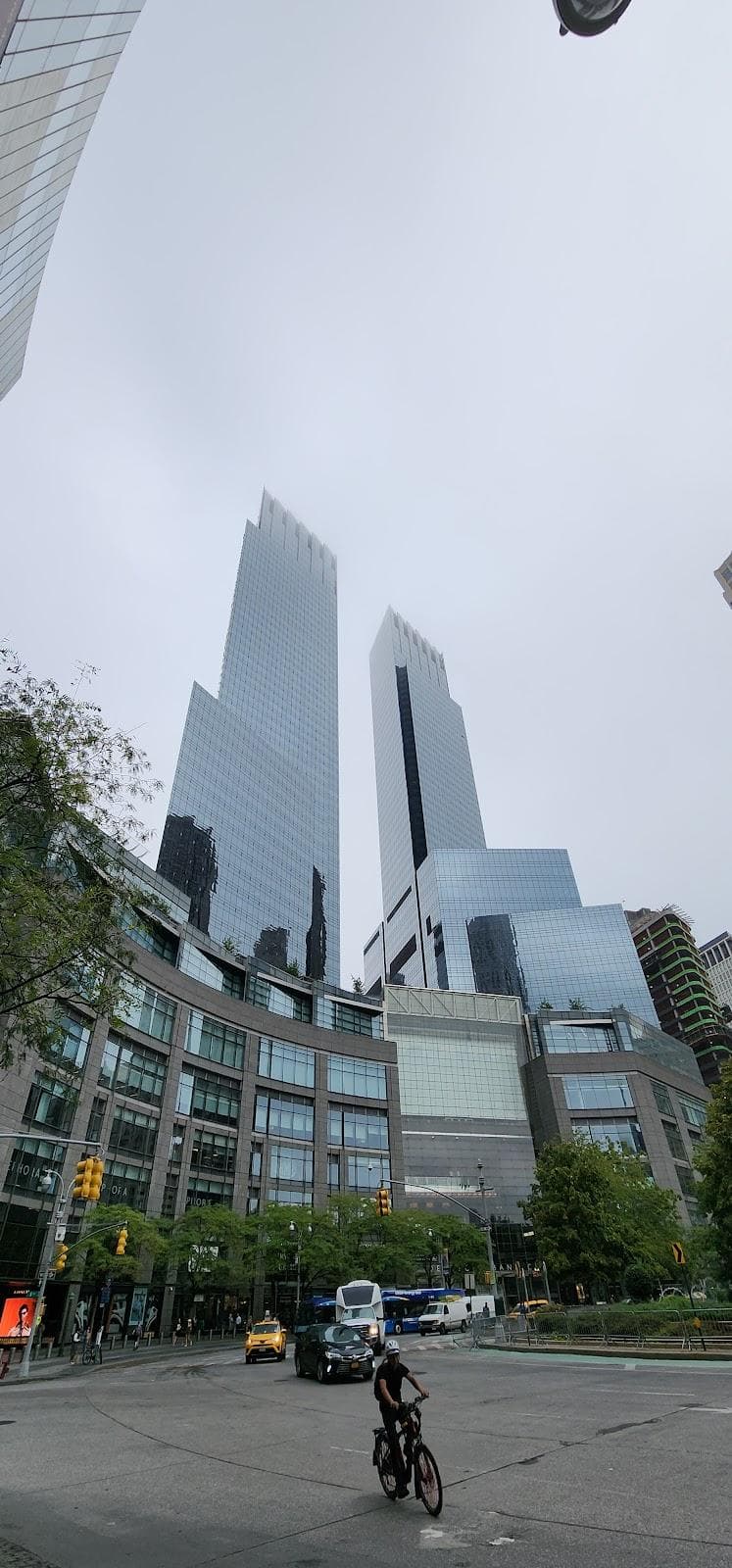 10 Columbus Cir