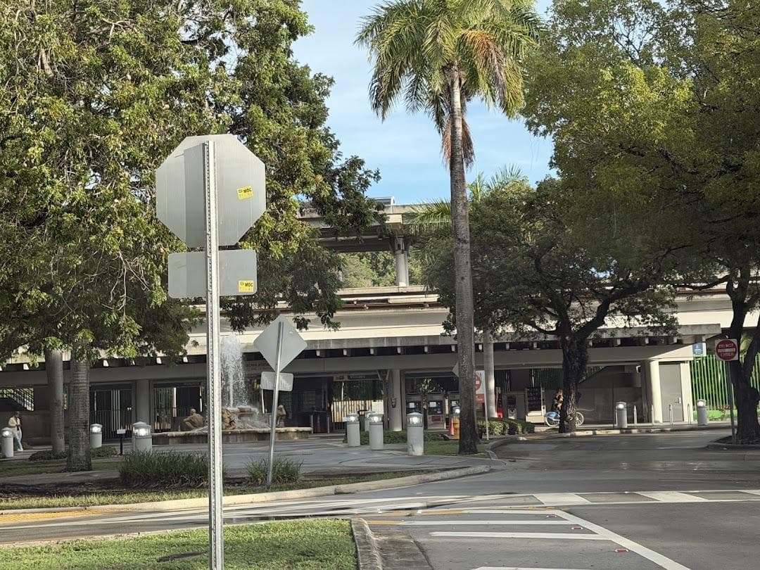 The Underline Vizcaya Station Plaza photo 6