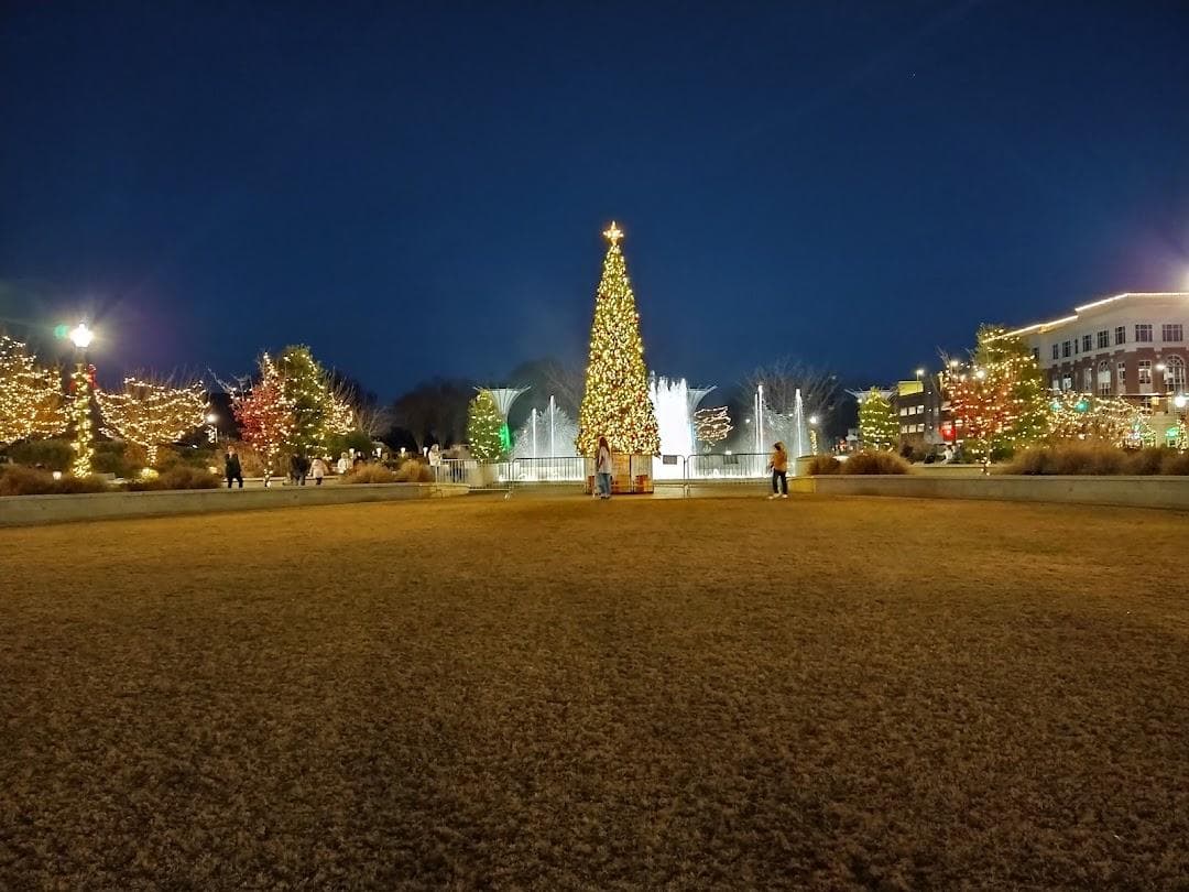 Fountain Park photo 6