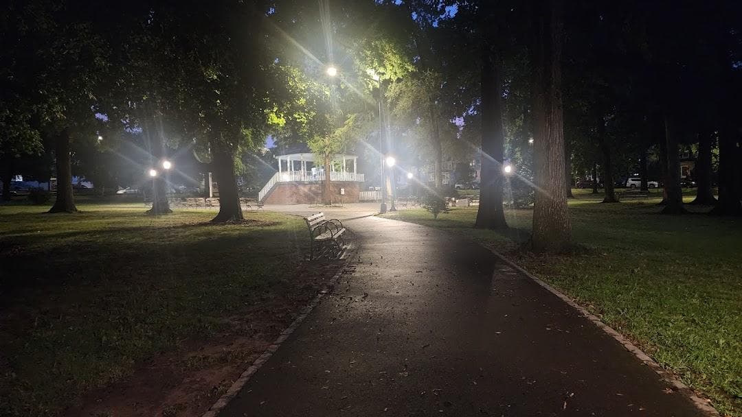 Westerleigh Park photo 5