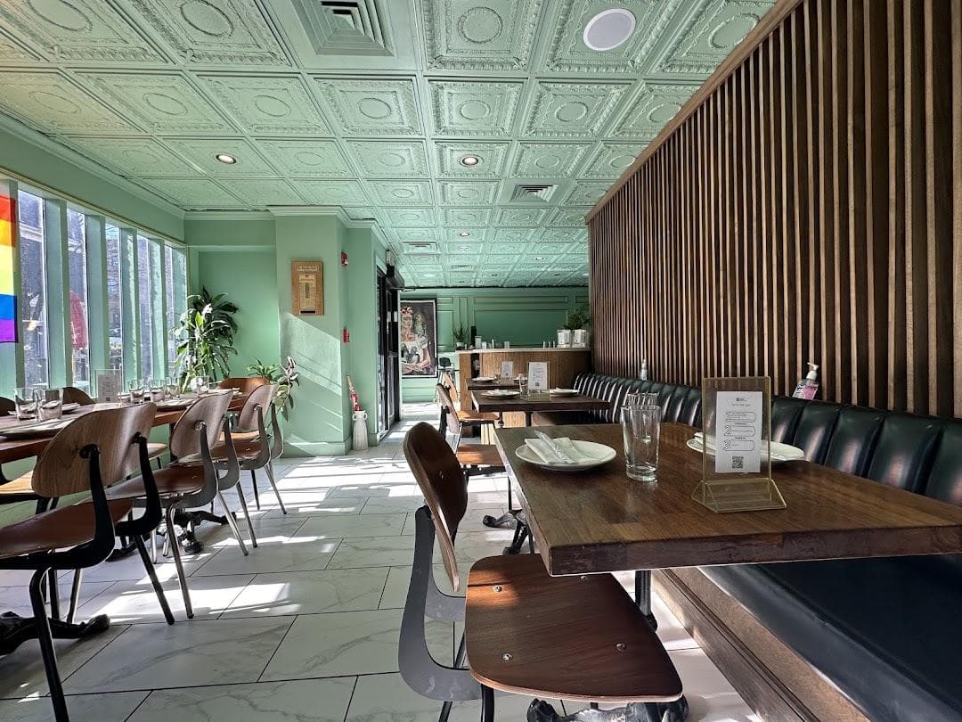 Blossom Bar at Sichuan Garden photo 2