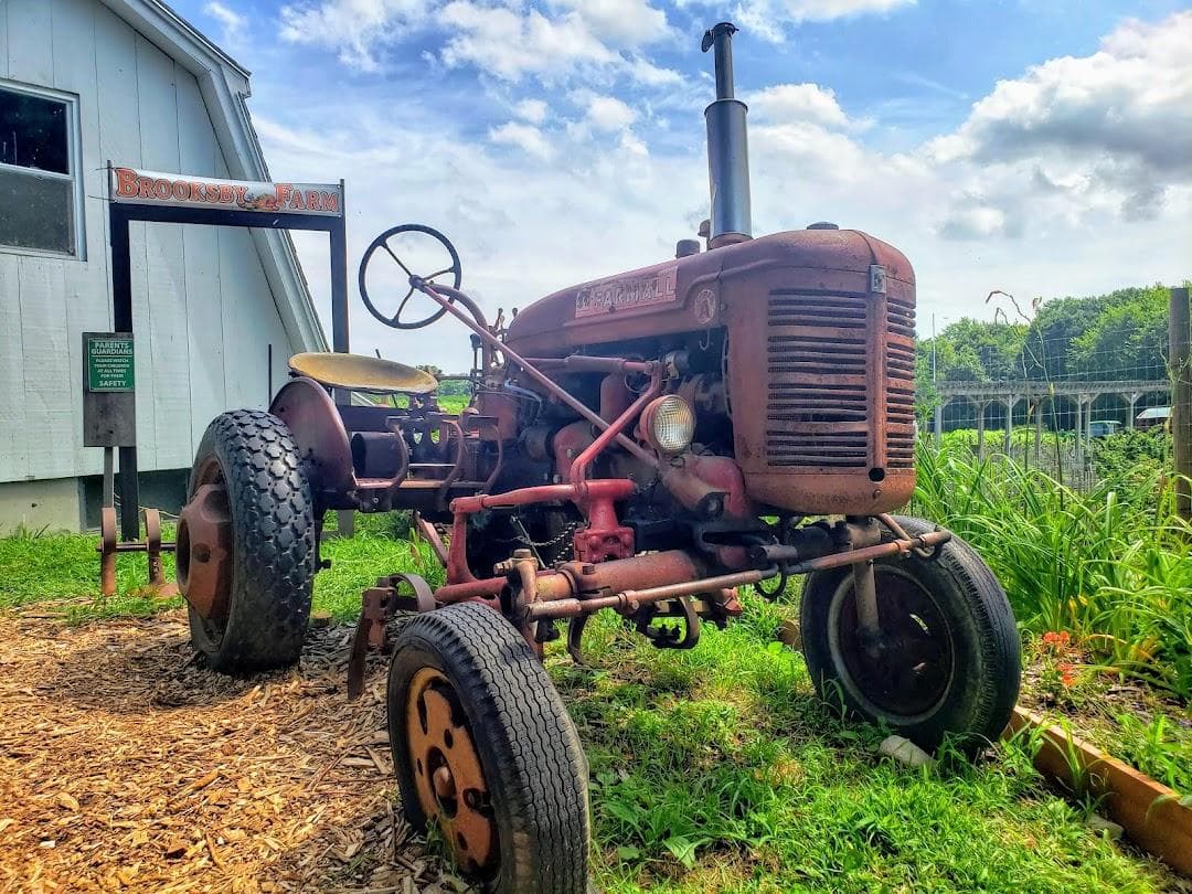 Brooksby Farm photo 1