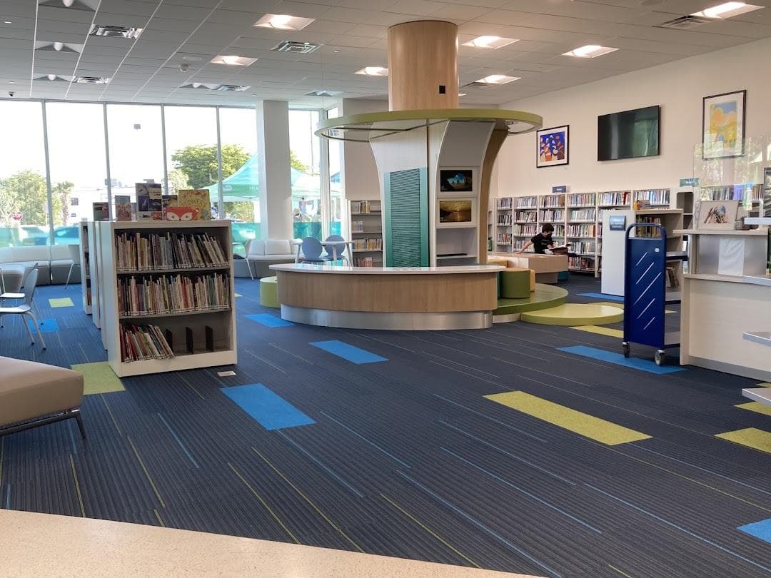 Hialeah Gardens Branch Library photo 4