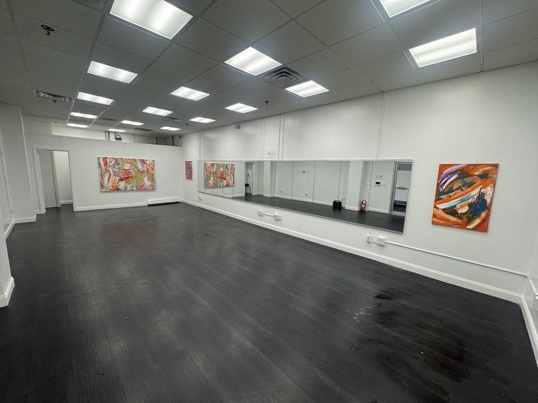 Mango Studio Rental - Massachusetts Ave. photo 5