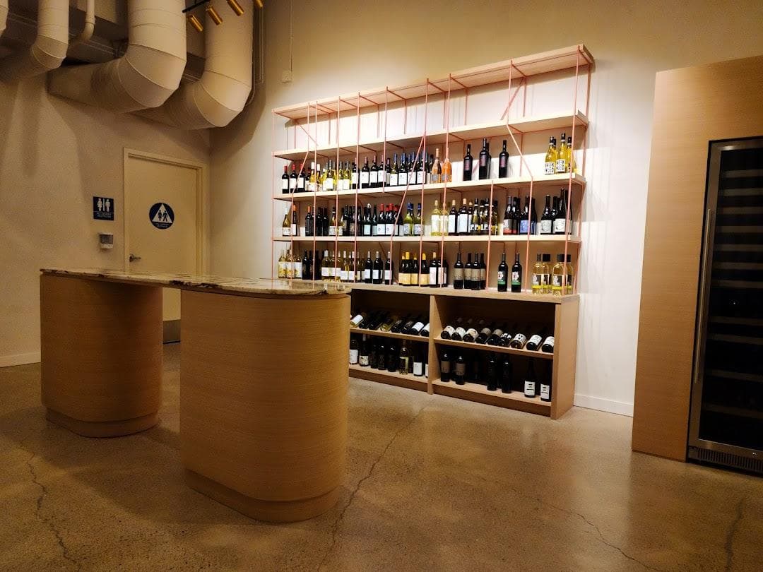 CoCo Noir Wine Shop & Bar photo 6