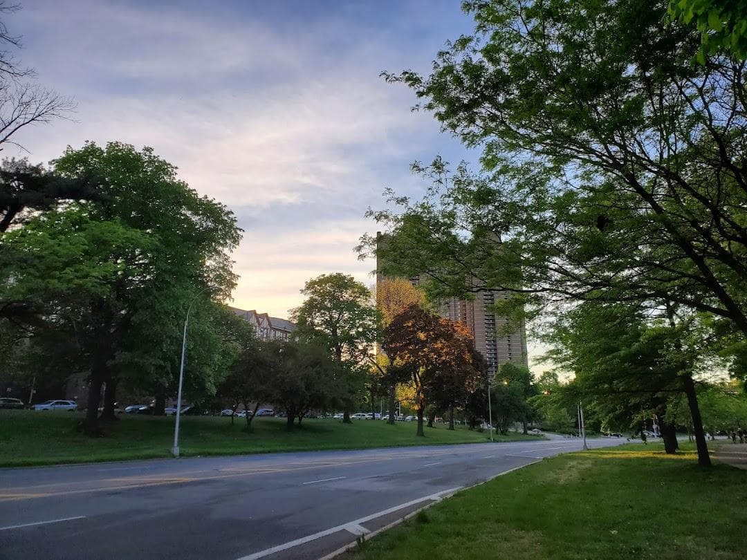 Mosholu Parkway photo 6