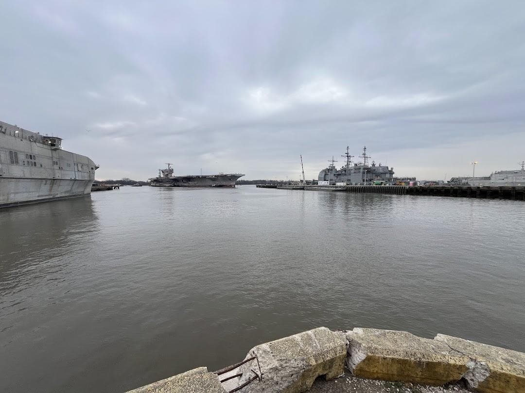 The Navy Yard photo 4