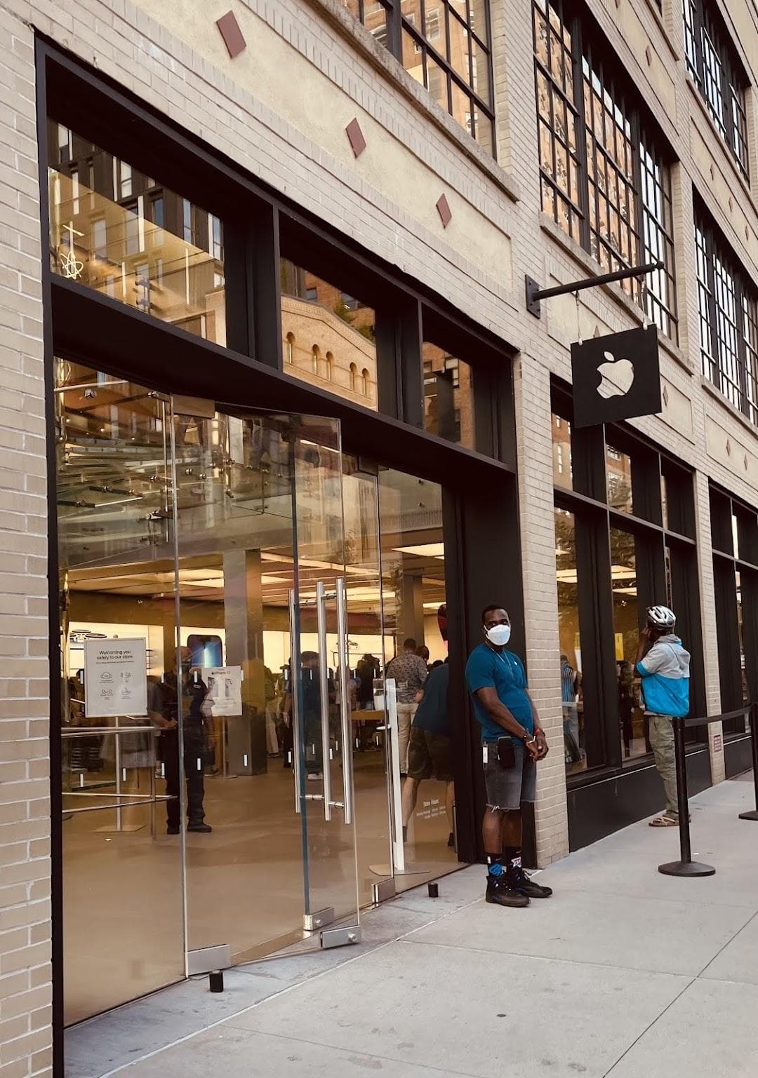 Apple West 14th Street photo 2