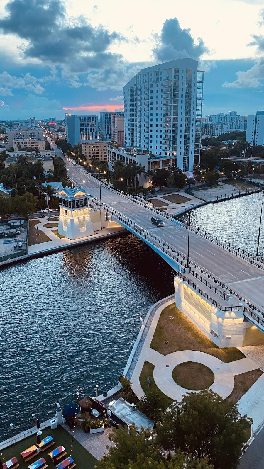 Penthouse at Riverside Wharf photo 3