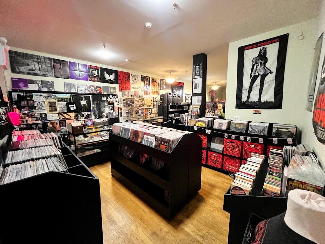Fringe Records NYC photo 3