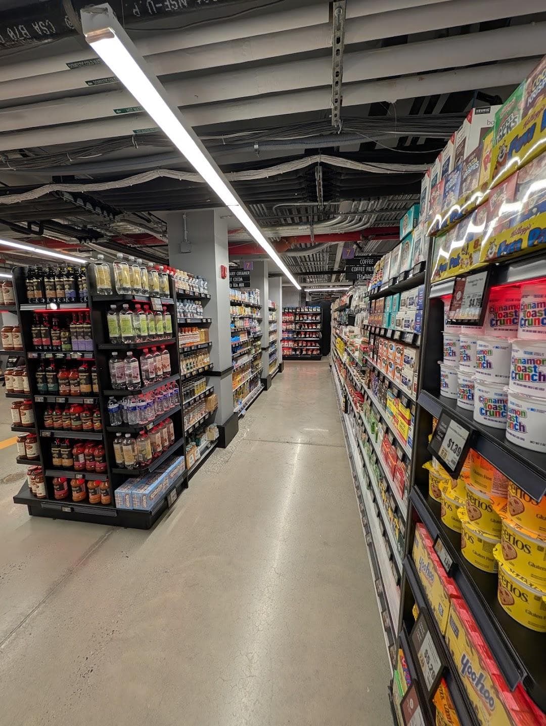 The Fresh Grocer of Fulton St. photo 4