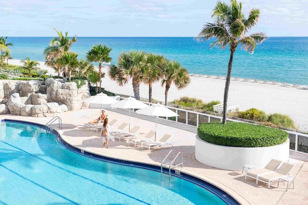 Trump International Beach Resort photo 1