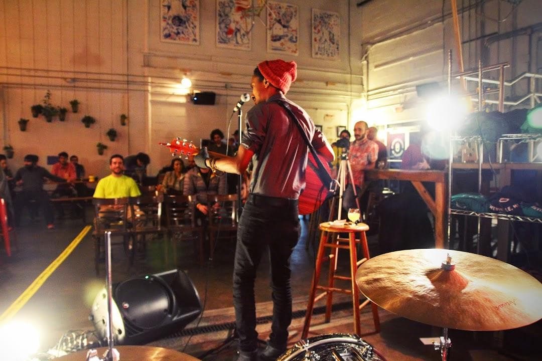 Aeronaut Brewing Company photo 2