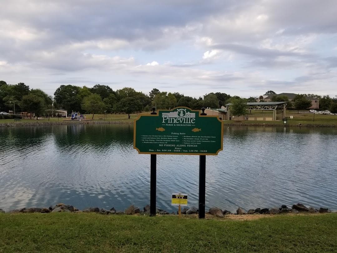 Pineville Lake Park photo 6
