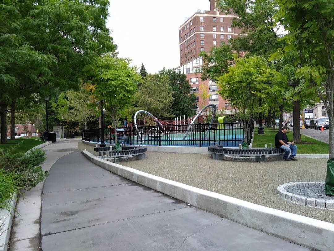 Elliot Norton Park photo 2