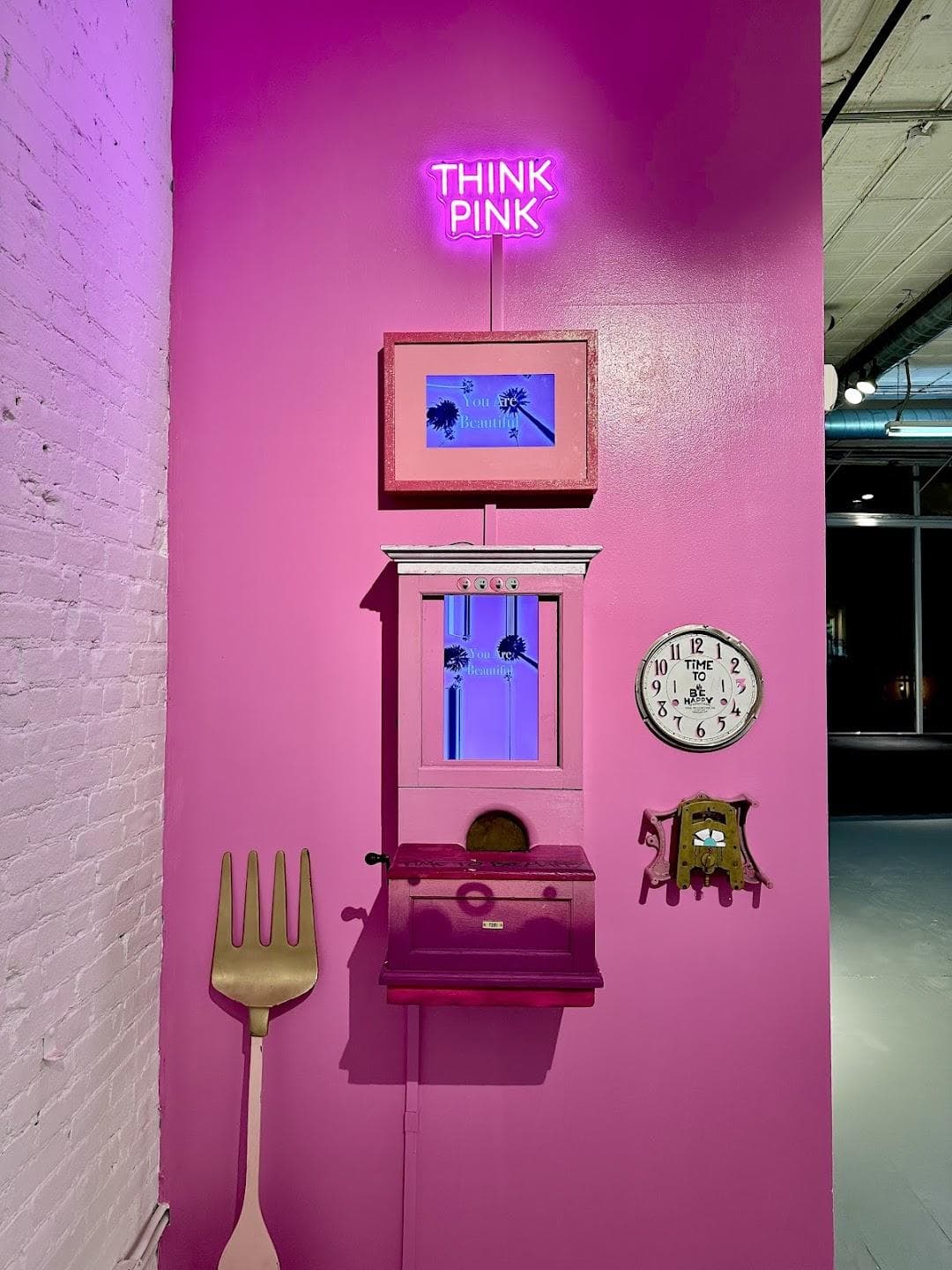 TIME TO BE HAPPY Gallery photo 3