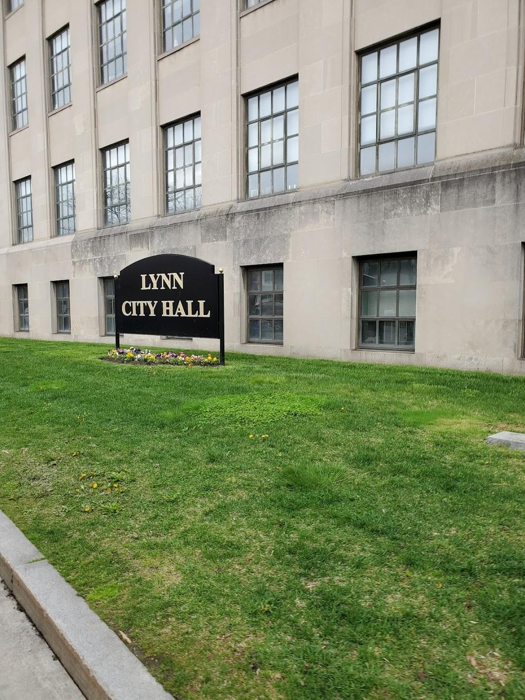 Lynn Memorial Auditorium photo 1