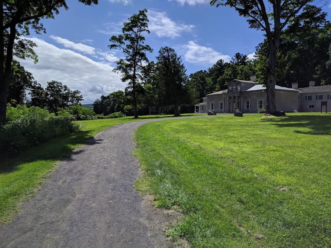 Hyde Hall photo 3