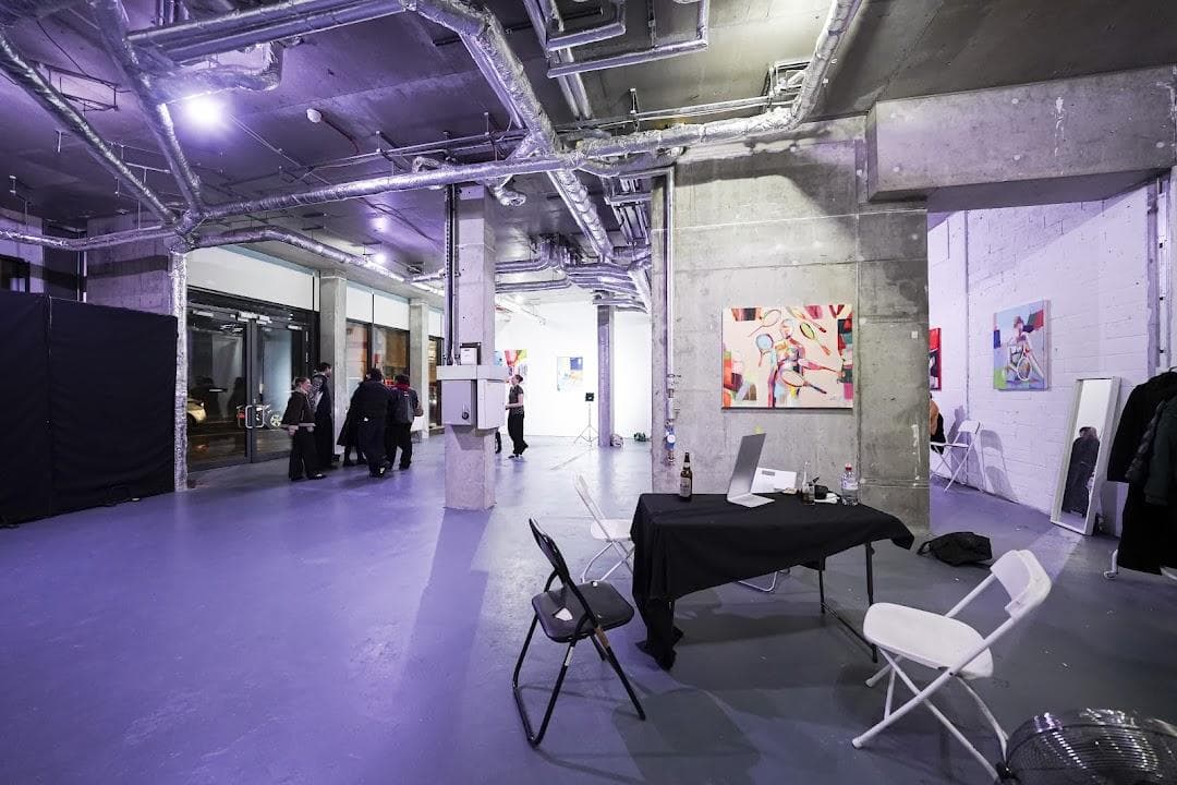 Indra Gallery photo 2