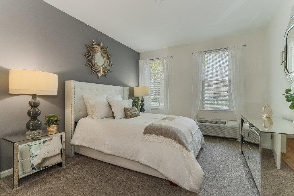 Pier Village Apartments photo 1