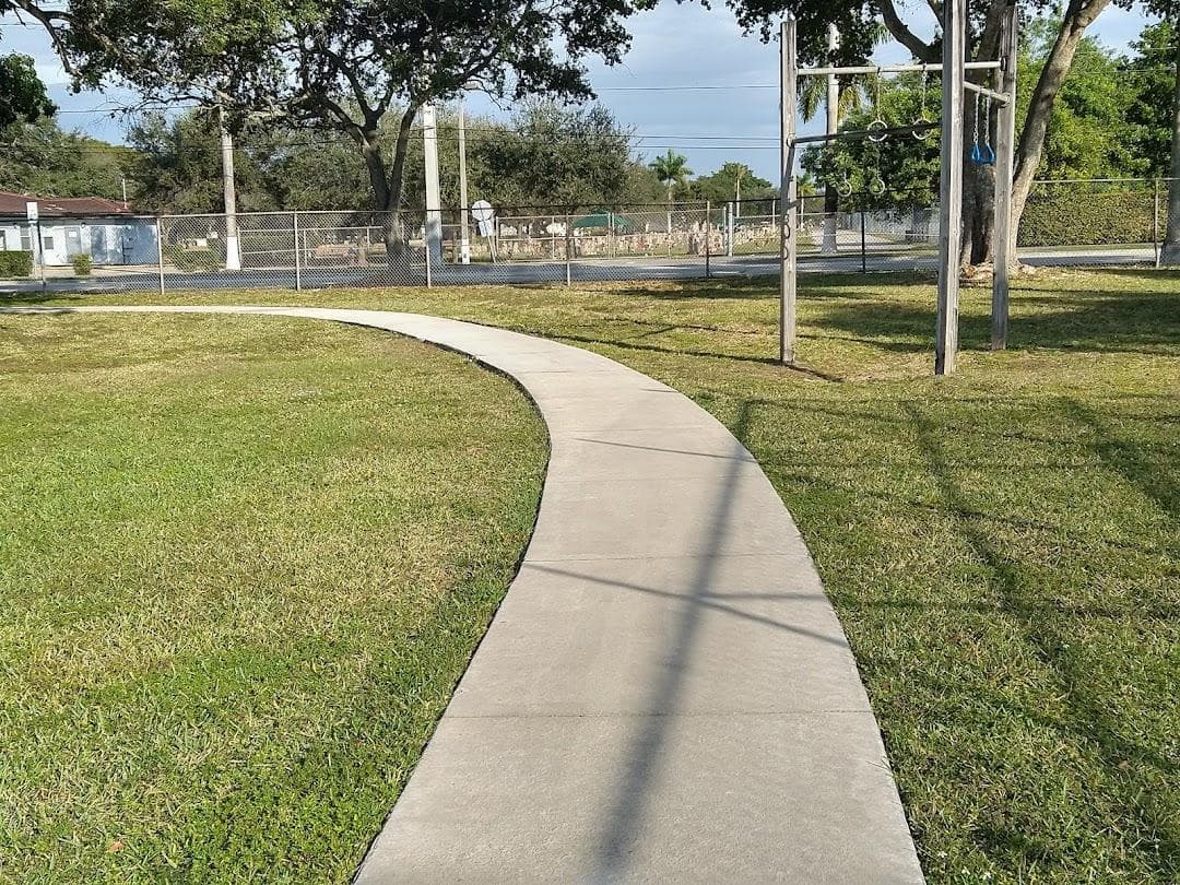 Claude Pepper Park photo 6