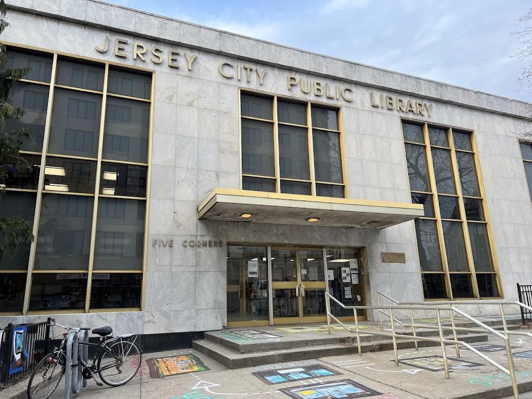 Jersey City Free Public Library: Five Corners Branch photo 5
