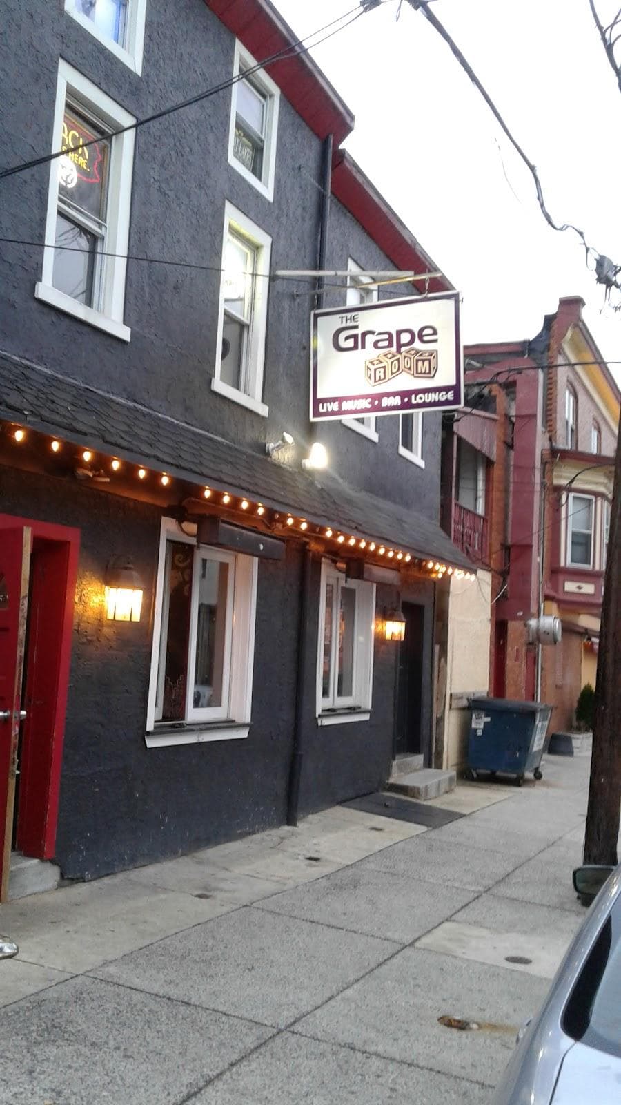 The Grape photo 1