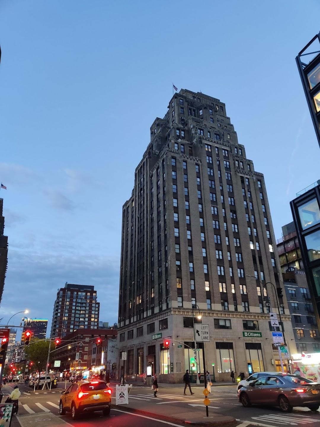 W 14 St/8 Av photo 6