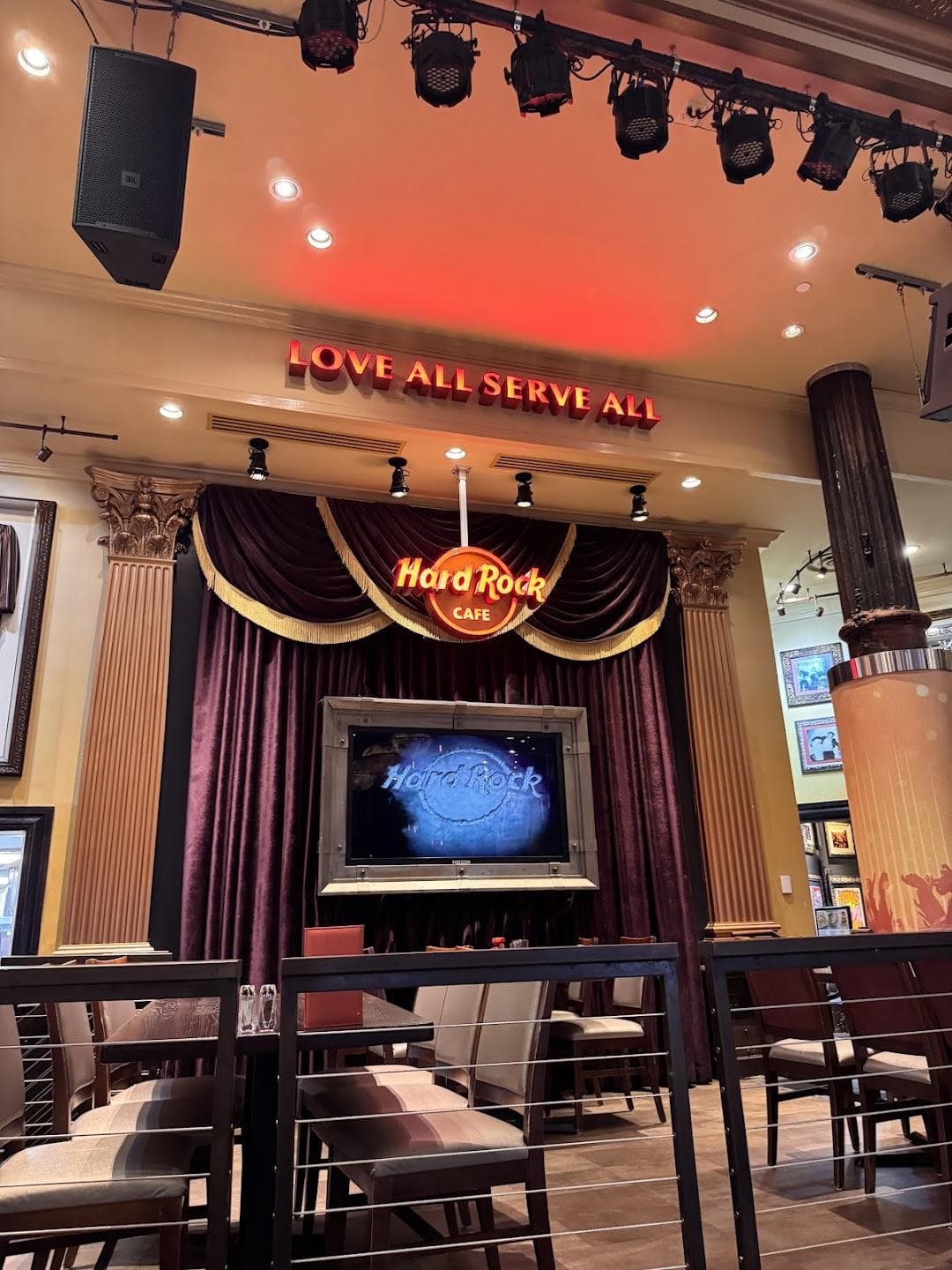 Hard Rock Cafe photo 1