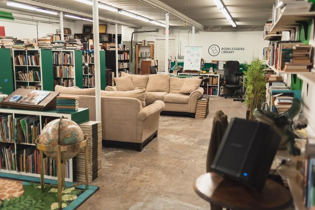 Bookleggers Library photo 2