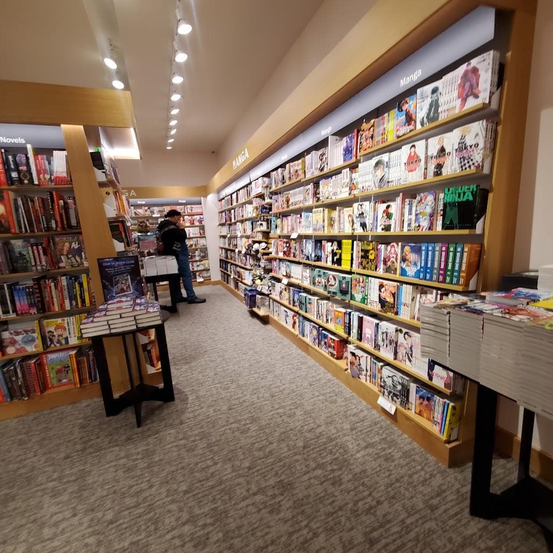 Barnes & Noble photo 4