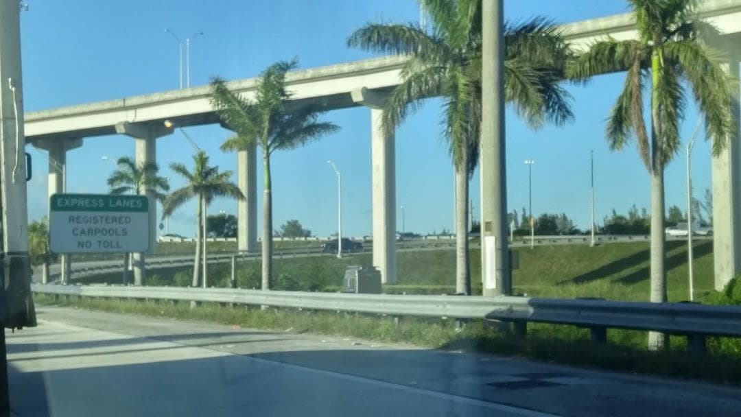 Biscayne Gardens photo 6