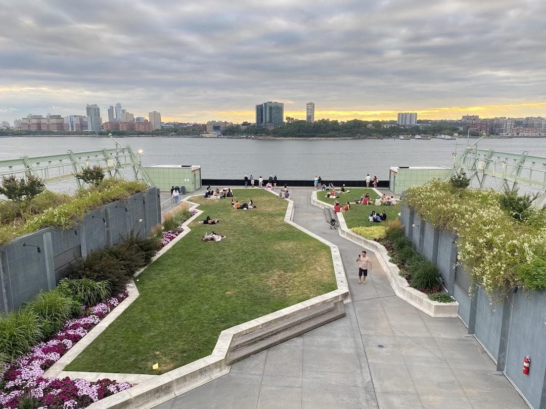 Pier 57 Rooftop Park photo 1