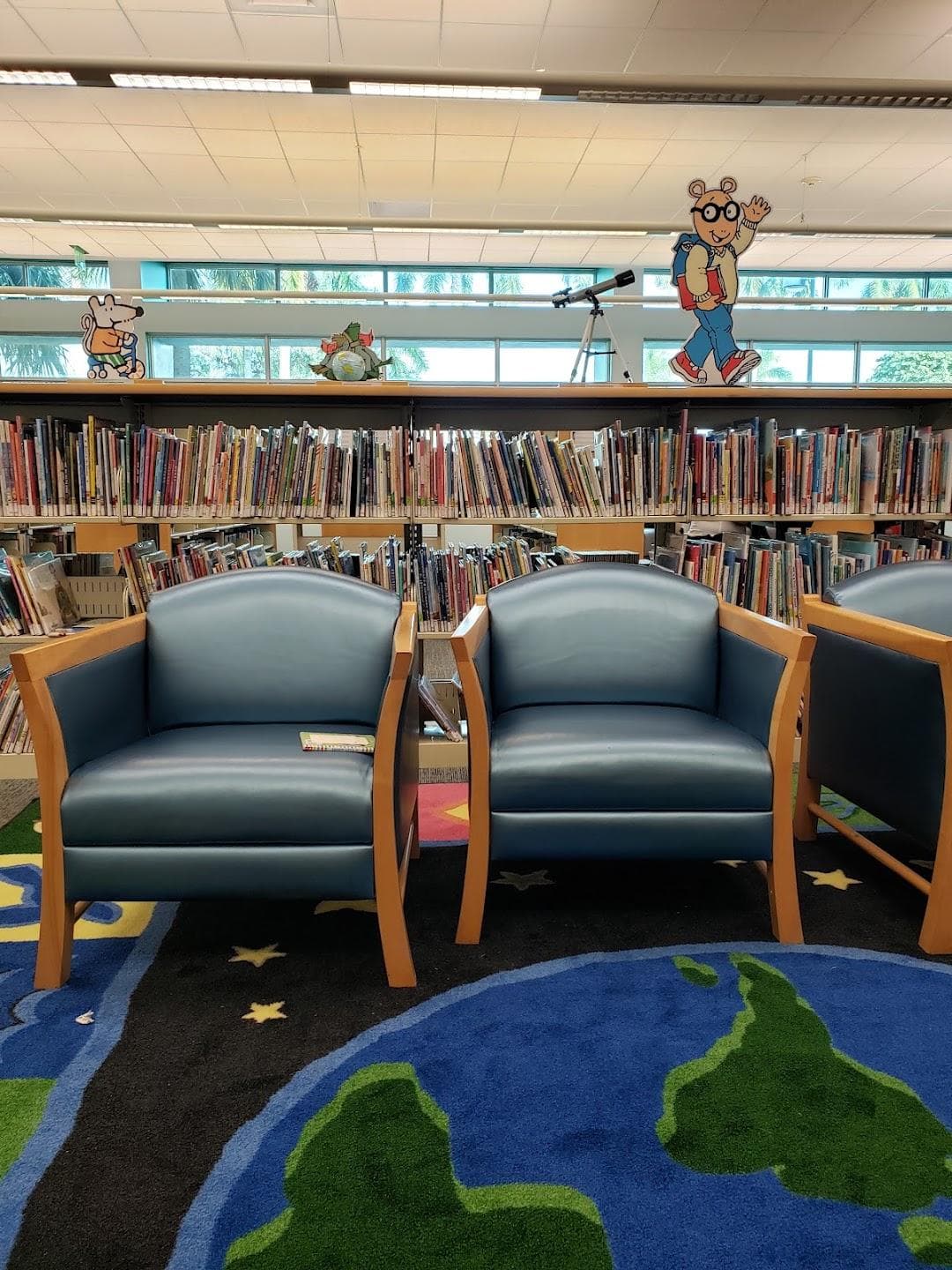 Hollywood Branch Library photo 2