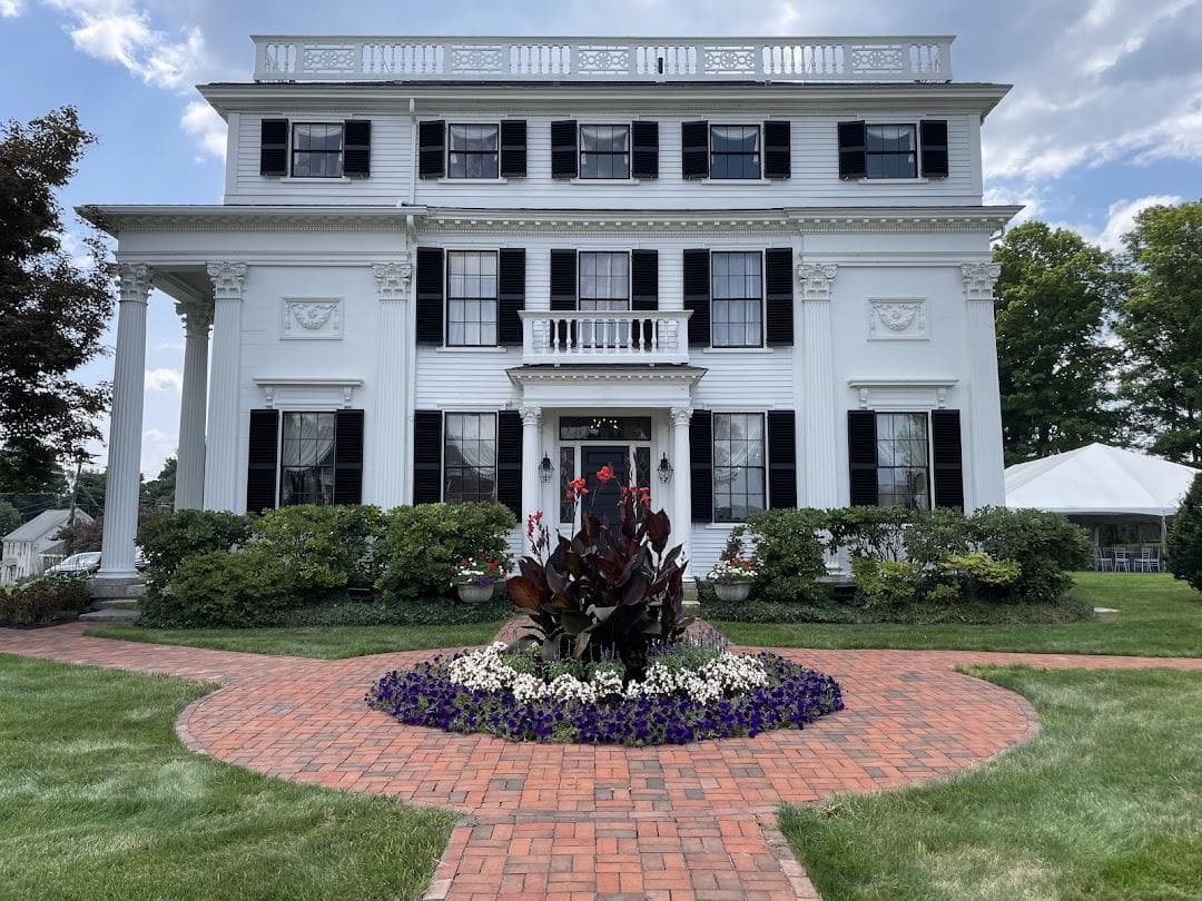 Asa Waters Mansion photo 2