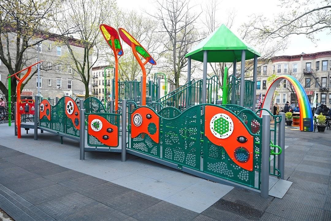 Rainbow Playground photo 6
