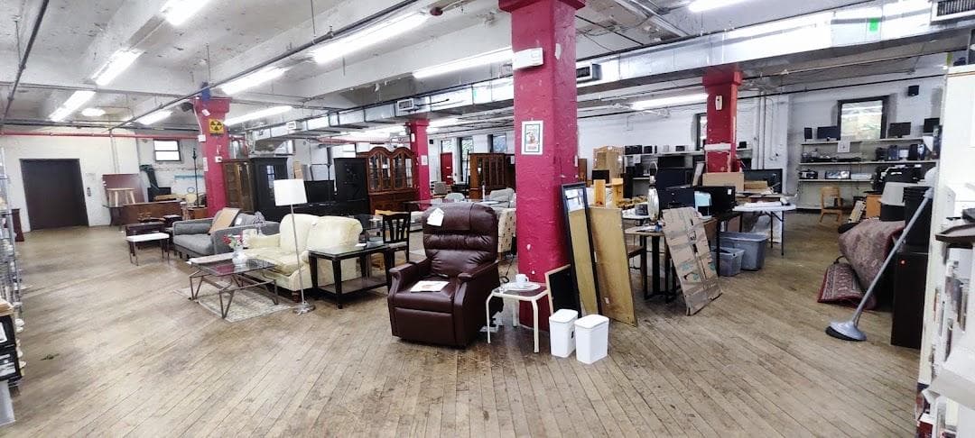 The Salvation Army Thrift Store & Donation Center photo 4
