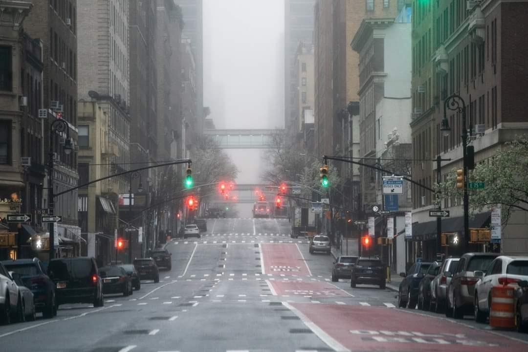 Manhattan Street photo 1