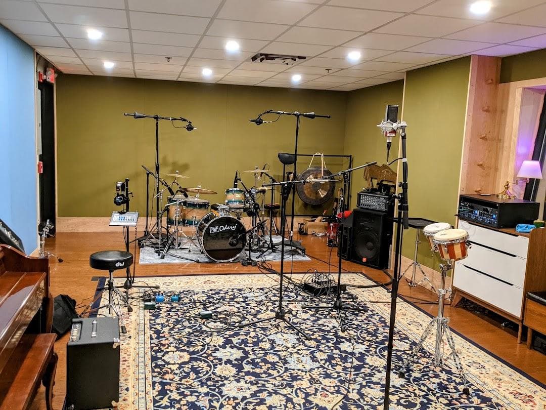 MNYK Studios photo 2
