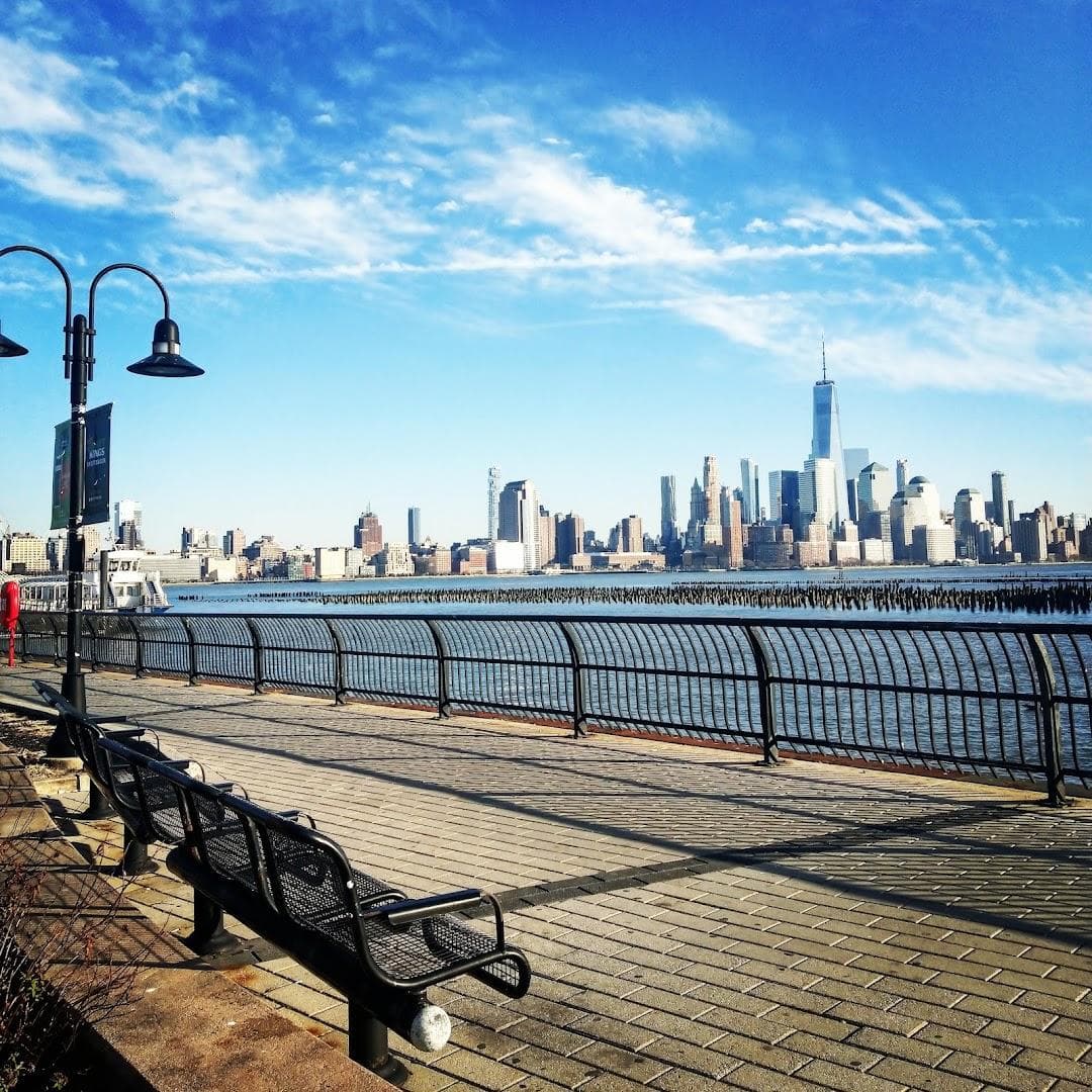 Hudson River Waterfront Walkway photo 1