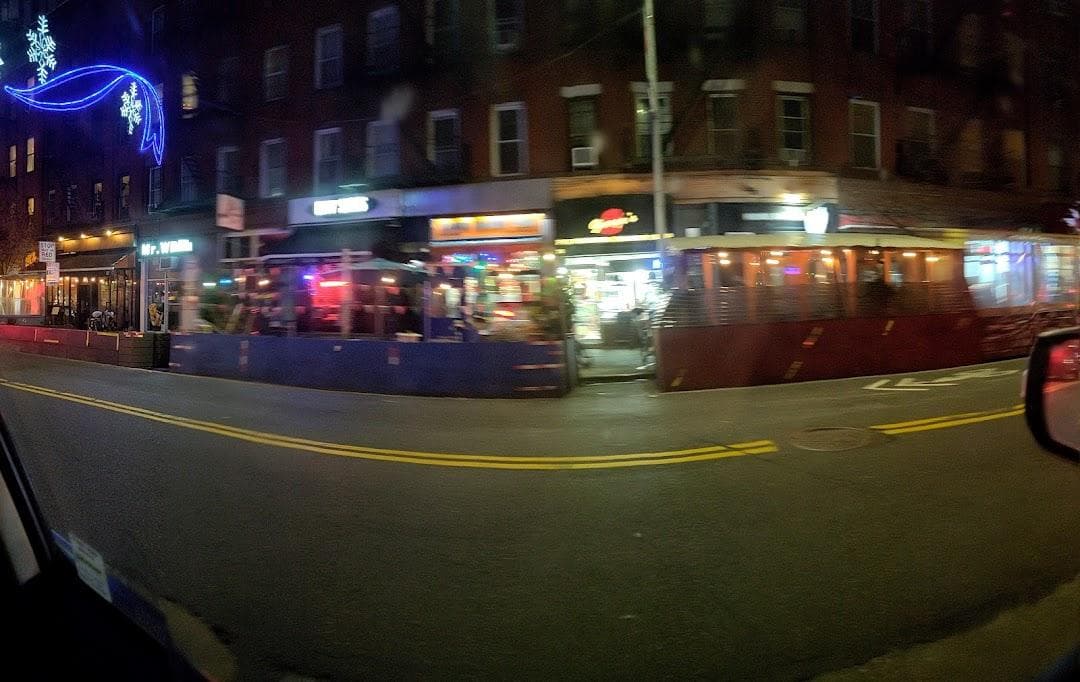 5th Avenue photo 3
