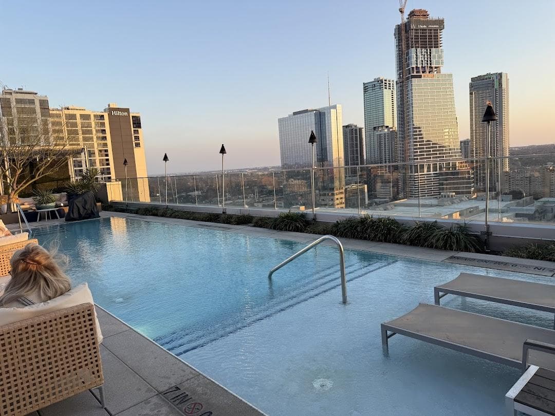 Azul Rooftop photo 2